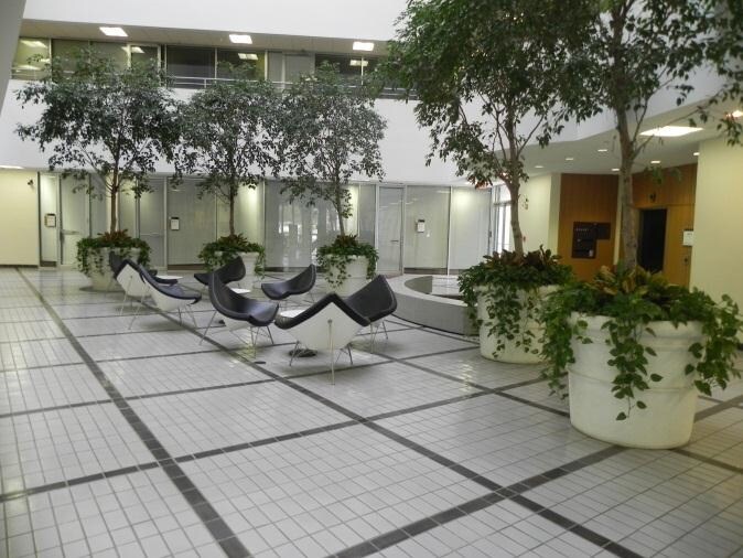 More Photos Of 2431 S Acadian Trwy, Baton Rouge Office For Lease