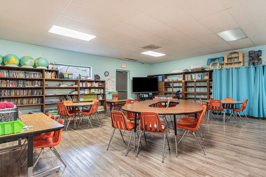 More Photos Of 18490 Kuykendahl Rd, Spring Freestanding For Sale