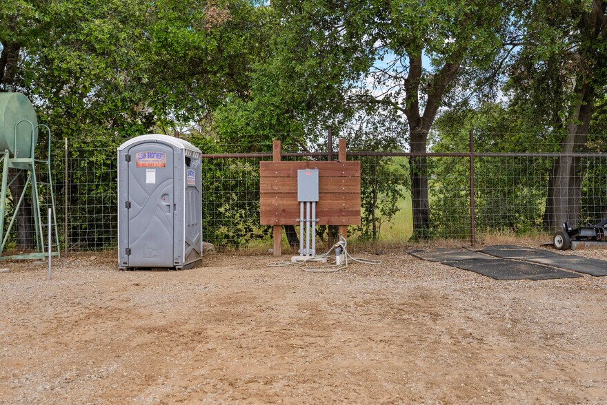 More Photos Of 804 Comstock Rd, Hollister Land For Sale