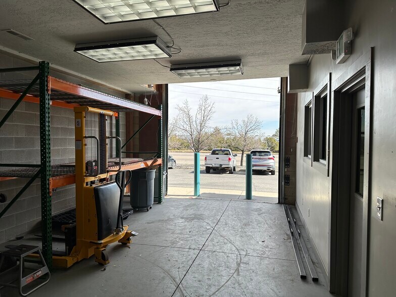 More Photos Of 6901-6955 Broadway, Denver Flex For Sale