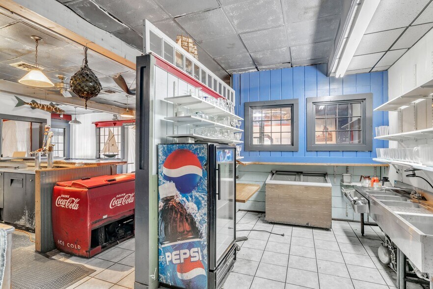 More Photos Of 371 Boston West Rt, Monson Specialty For Sale