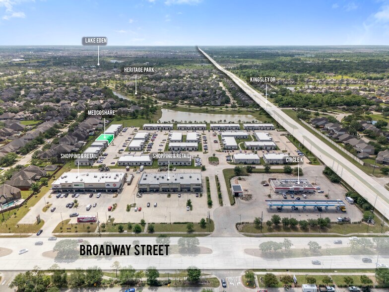 More Photos Of 3129 Kingsley Dr, Pearland Medical For Lease