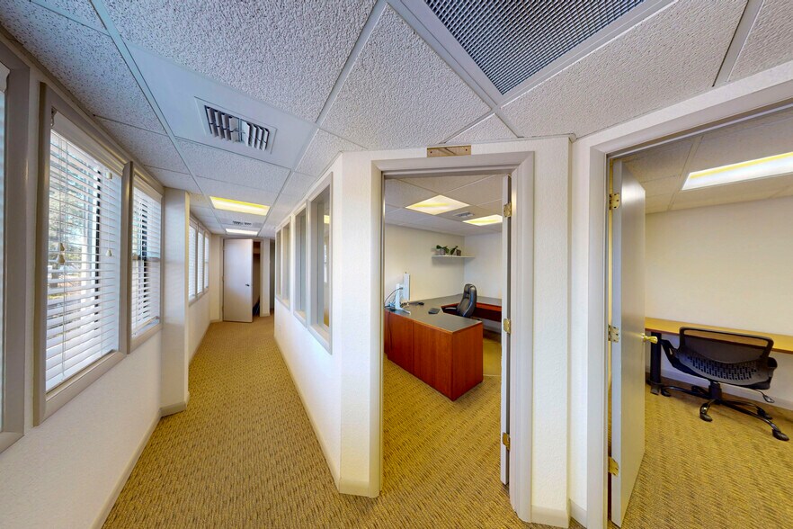 More Photos Of 2803 29th Ave SW, Tumwater Warehouse For Sale