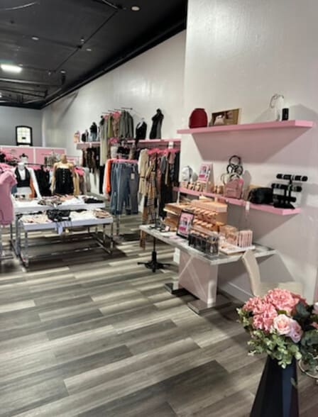 More Photos Of 1017 Front St, Sacramento Storefront Retail Office For Sale