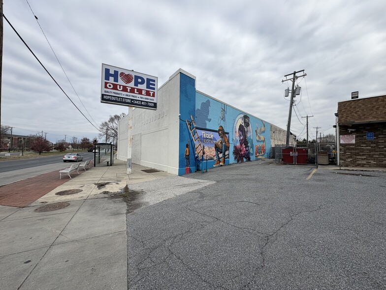 More Photos Of 1725 Dundalk Ave, Baltimore Convenience Store For Sale