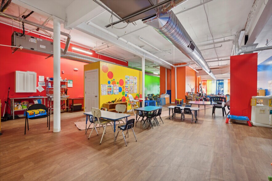 More Photos Of 446-448 S 52nd St, Philadelphia Apartments For Sale