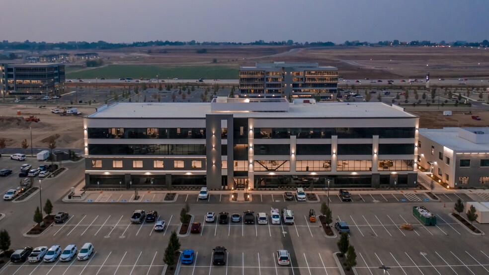 More Photos Of 2760 W Excursion Dr, Meridian Office For Lease