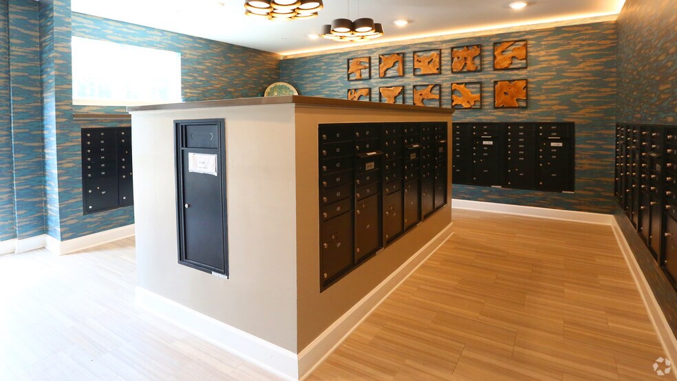 More Photos Of 301 Continental Pkwy, Newport News Apartments For Sale