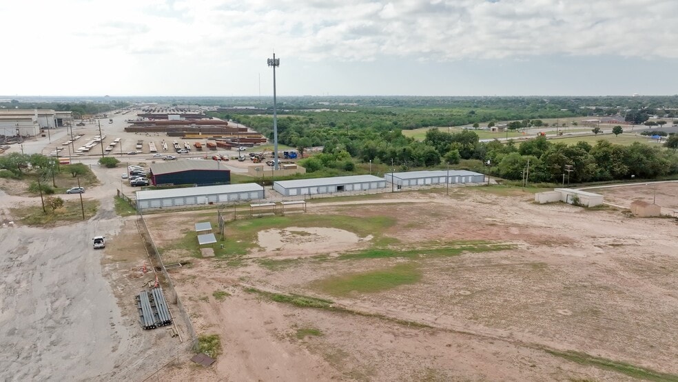 Primary Photo Of 910 W 29th St, San Angelo Self Storage For Sale