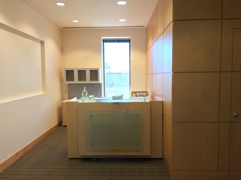 More Photos Of 2830-2850 7th St, Berkeley Medical For Lease