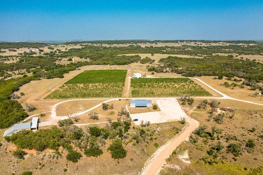 More Photos Of 301 W Main St, Llano Land For Sale