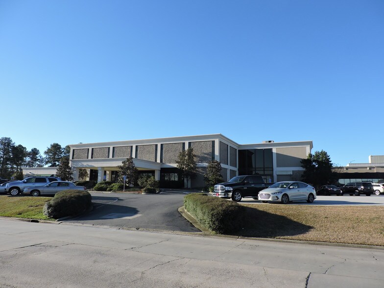 Primary Photo Of 111 Fieldstone Dr, Milledgeville Office For Lease