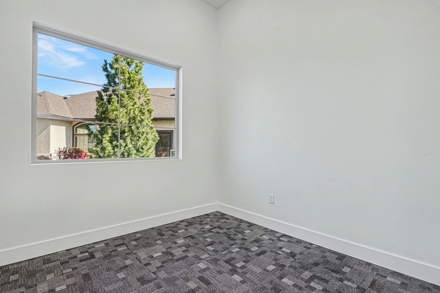 More Photos Of 3140 W Belltower Dr, Meridian Office For Lease