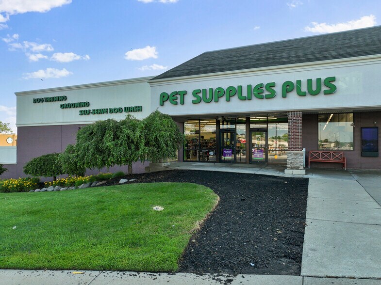 More Photos Of 29700-30450 Lake Shore Blvd, Willowick Unknown For Lease
