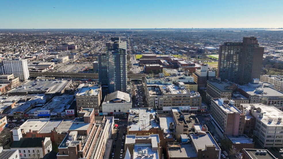 More Photos Of 162-21 Jamaica Ave, Jamaica General Retail For Sale