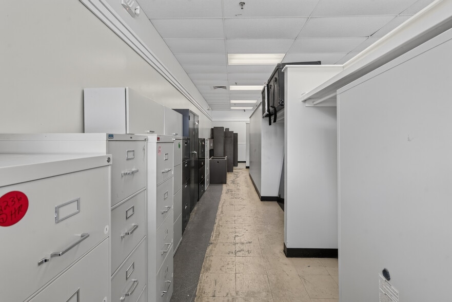 More Photos Of 439-489 N Cannon Blvd, Kannapolis Unknown For Lease
