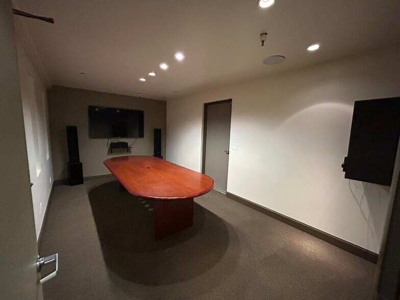 More Photos Of 5013 Forni Dr, Concord Warehouse For Lease