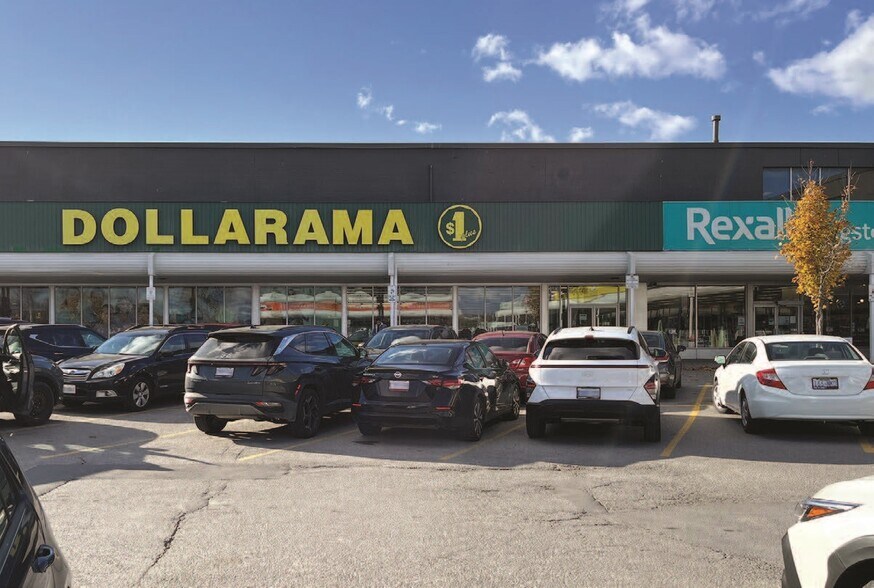 More Photos Of 81 George St N, Peterborough Freestanding For Lease