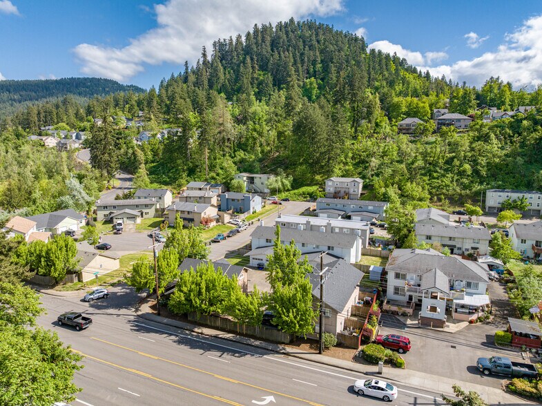 More Photos Of 124 S 63rd St, Springfield Apartments For Sale