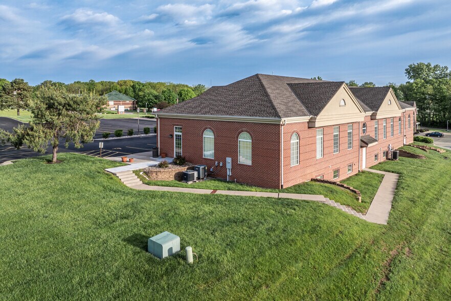 More Photos Of 3904 Beck Rd, Saint Joseph Medical For Lease