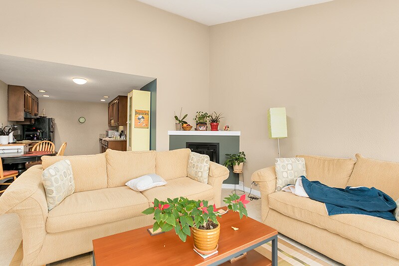 More Photos Of 12728 33rd Ave NE, Seattle Multifamily For Sale