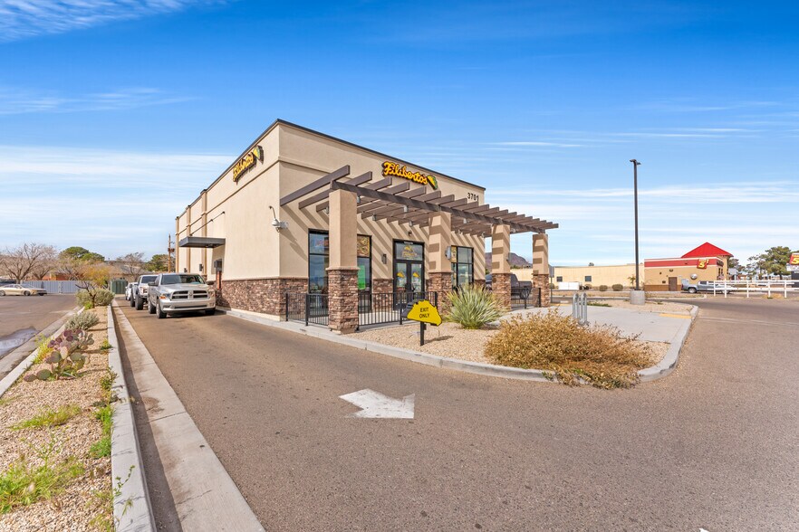 Primary Photo Of 3701 N Stockton Hill Rd, Kingman Fast Food For Sale