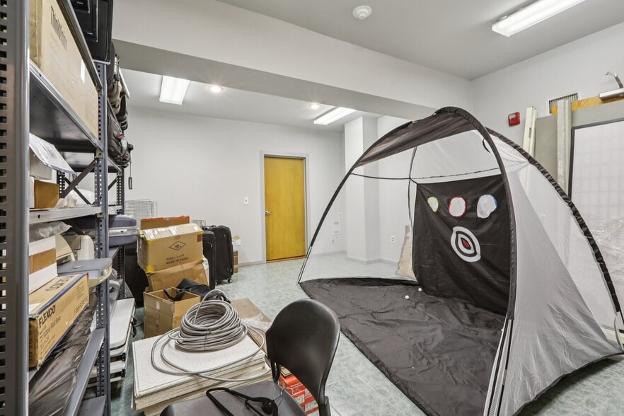 More Photos Of 7-9 Ridgefield, Ridgefield Park Flex For Lease