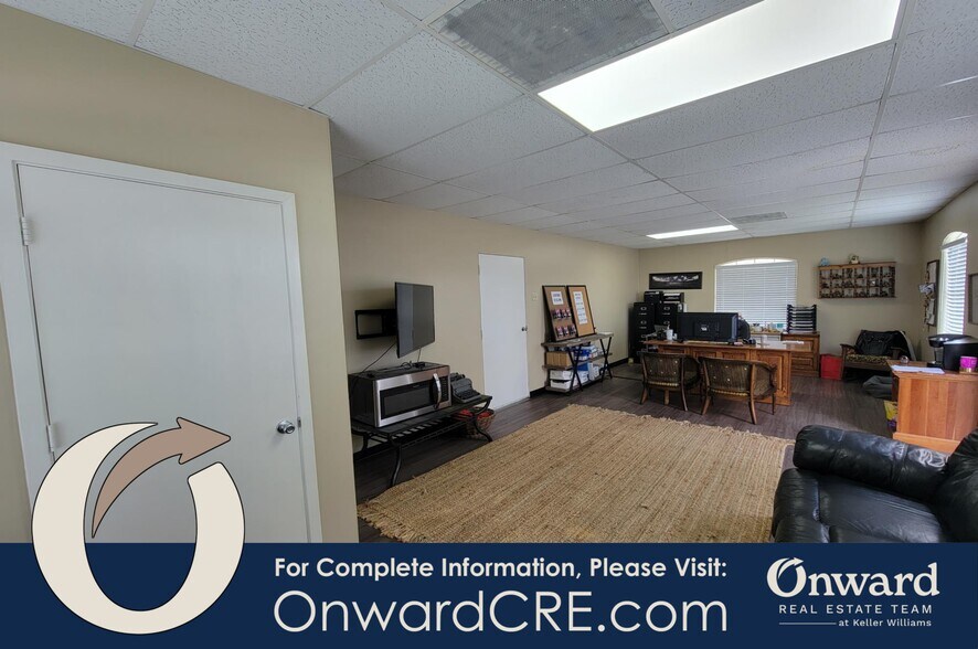 More Photos Of 605 Bosque, Whitney Self Storage For Sale