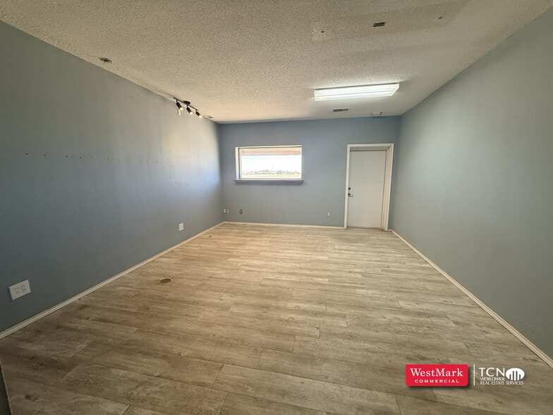 More Photos Of 3701 N Frankford Ave, Lubbock Industrial For Sale