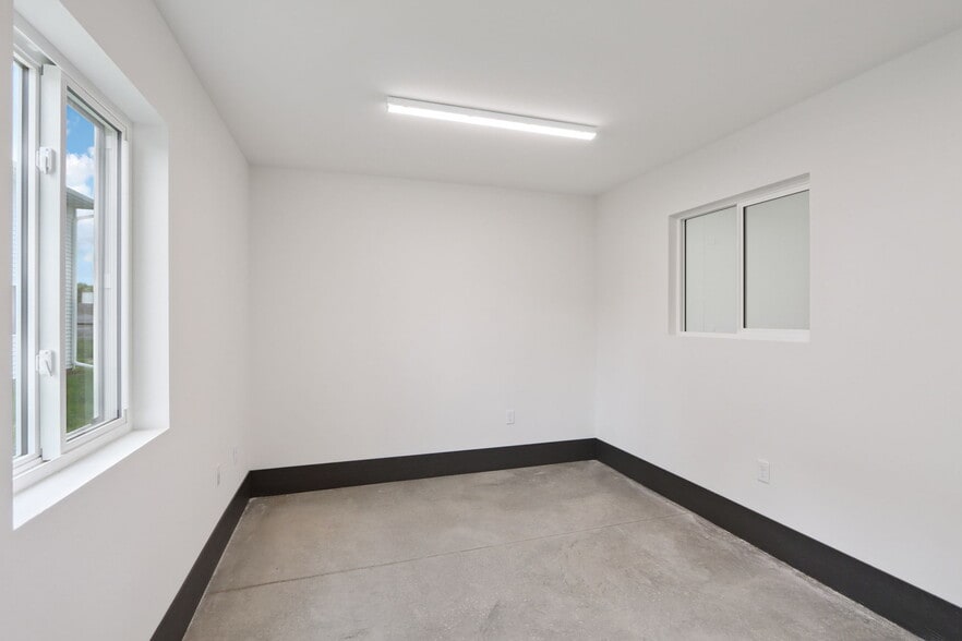 More Photos Of 407 Wengel dr, Reedsburg Light Manufacturing For Sale