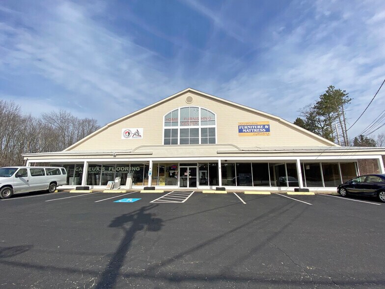 More Photos Of 145 Portsmouth Ave, Stratham Freestanding For Lease