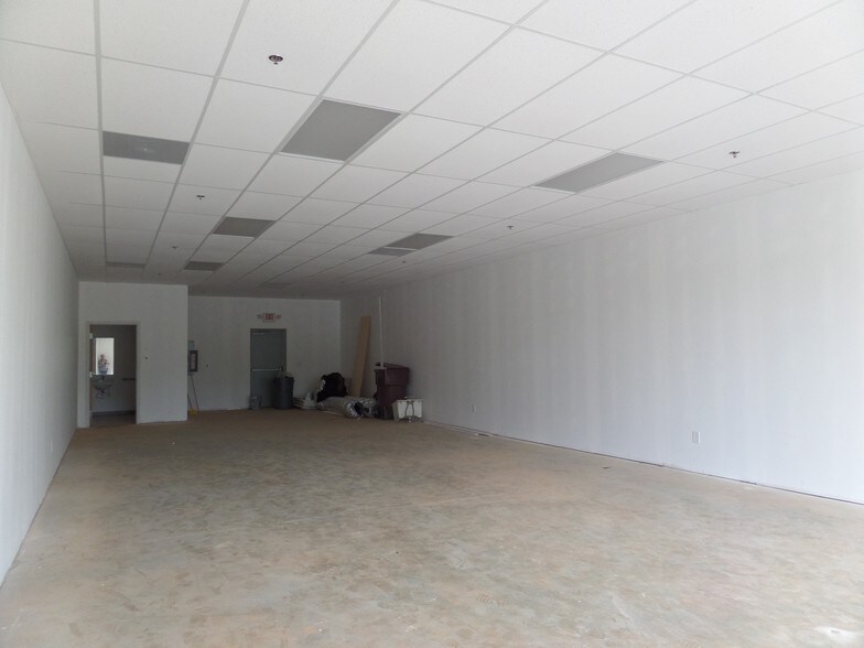 More Photos Of 1820 Noah's Ark Rd, Jonesboro Storefront For Lease
