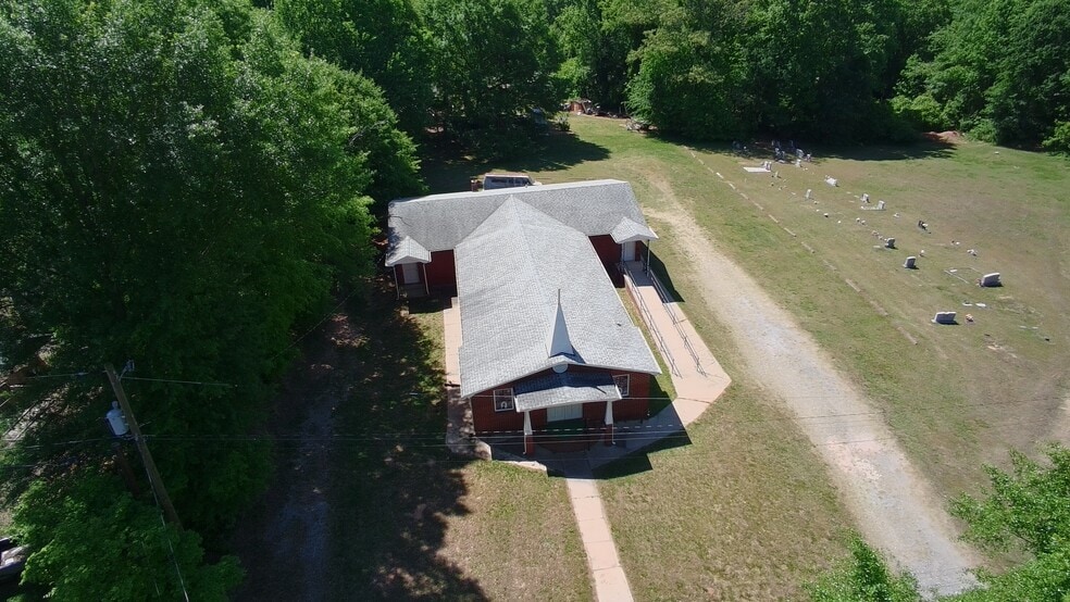 More Photos Of 1205 Masonic Dr, Shelby Religious Facility For Sale