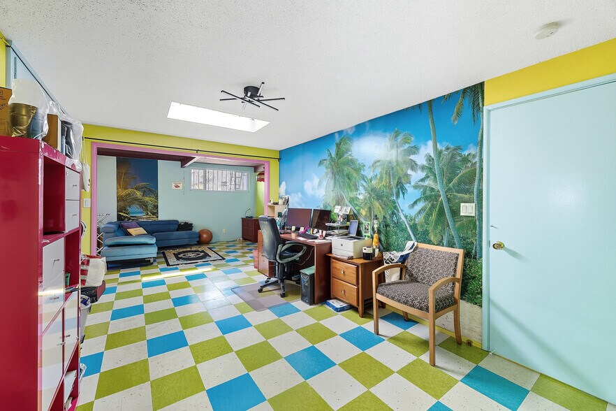 More Photos Of 1696 Centinela Ave, Inglewood Storefront Retail Residential For Sale