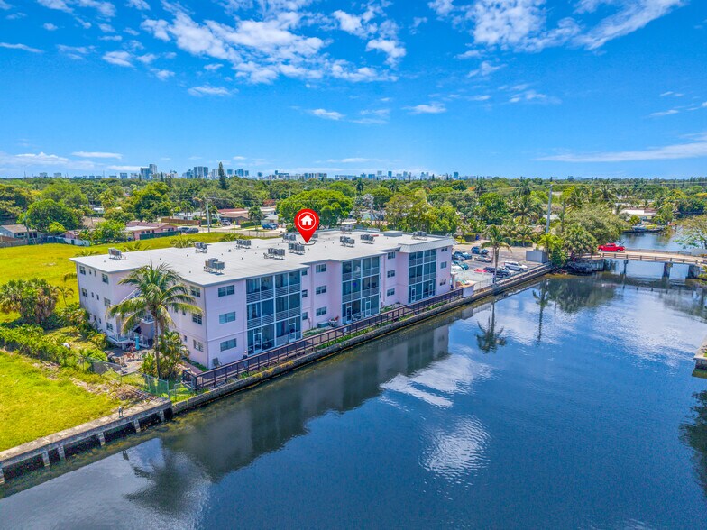 More Photos Of 2775 Taft St, Hollywood Apartments For Sale