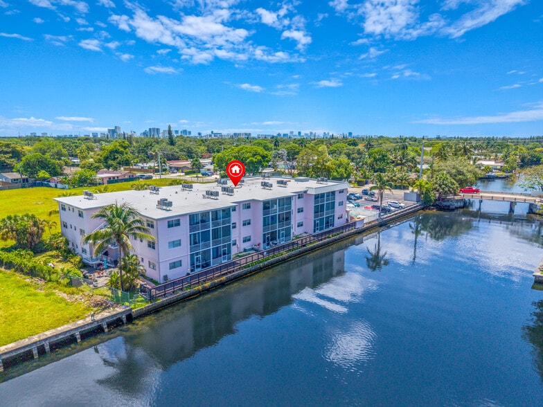 More Photos Of 2775 Taft St, Hollywood Apartments For Sale