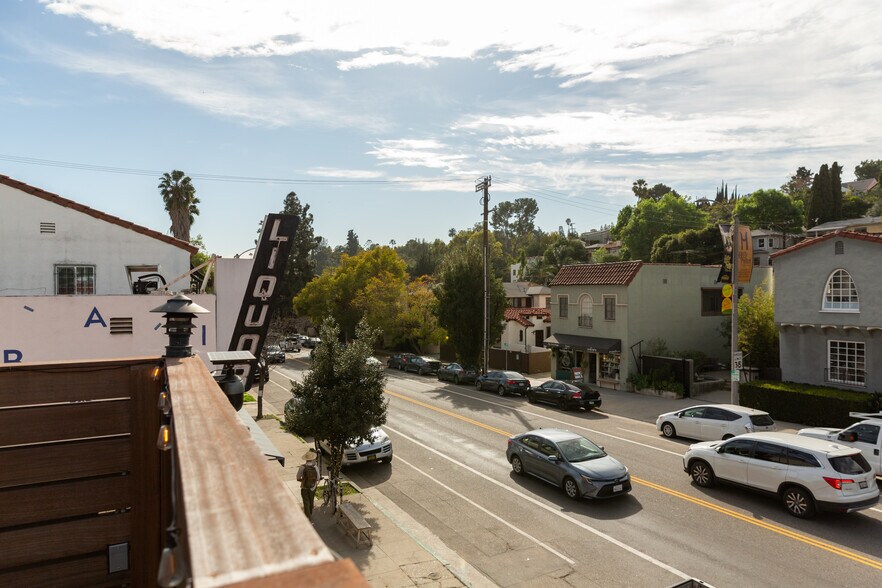 More Photos Of 1626 Silver Lake Blvd, Los Angeles Freestanding For Lease