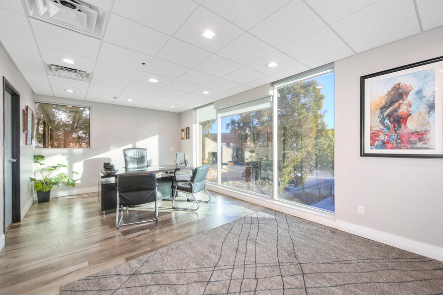 More Photos Of 1475 Long Beach Ave, Los Angeles Warehouse For Lease