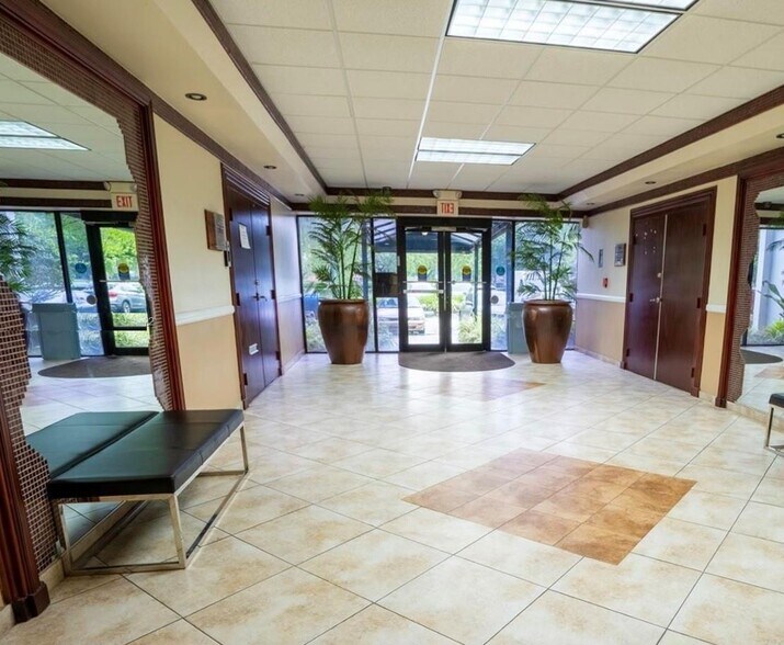 More Photos Of 1601 N Palm Ave, Pembroke Pines Medical For Lease