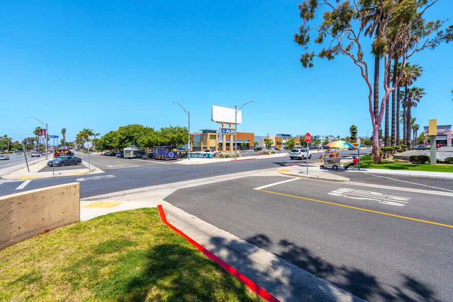 More Photos Of 4570-4580 Atlantic Ave, Long Beach Unknown For Lease