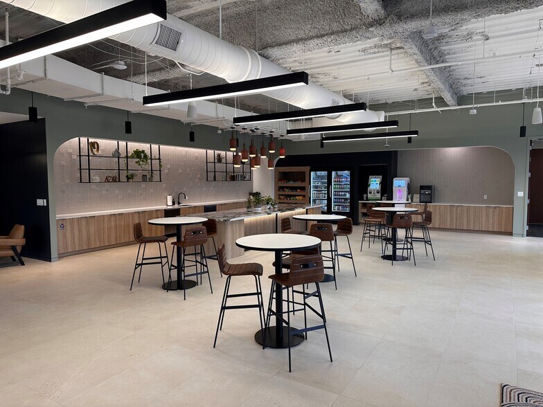 More Photos Of 385 Interlocken Crescent, Broomfield Office For Lease