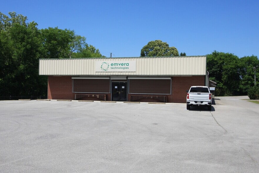 Primary Photo Of 2550 Rome Hwy, Aragon Freestanding For Sale