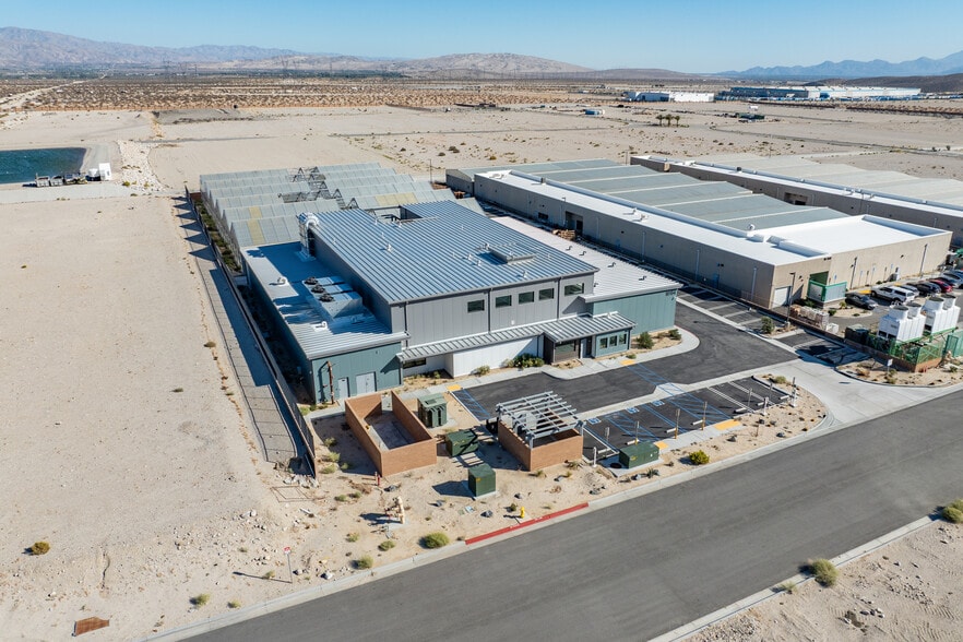 More Photos Of 18194 Blue Dream Crossing, Desert Hot Springs Manufacturing For Sale