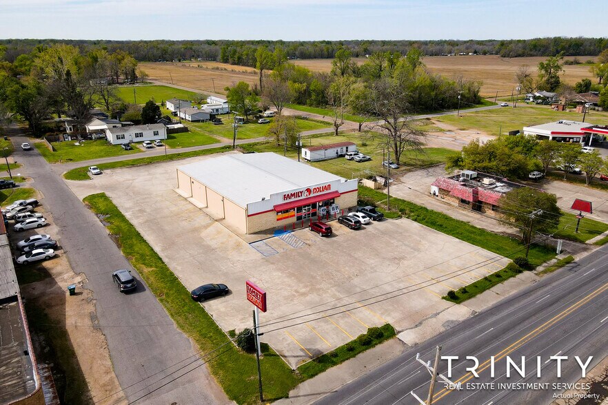 Primary Photo Of 504 N EE Wallace Blvd, Ferriday Storefront For Sale