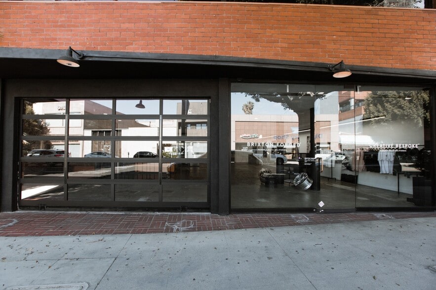 More Photos Of 321-325 S Robertson Blvd, Beverly Hills Storefront Retail Office For Lease