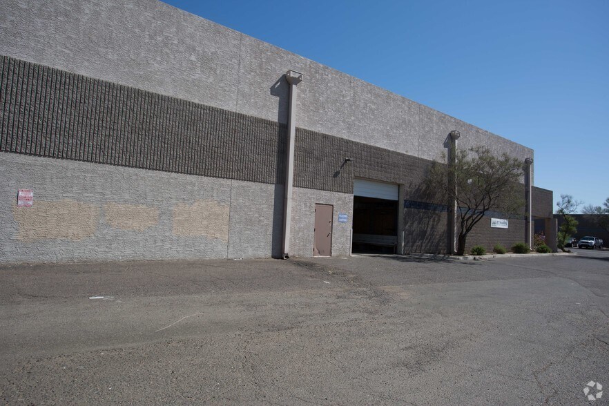 More Photos Of 3532 W Thomas Rd, Phoenix Unknown For Lease