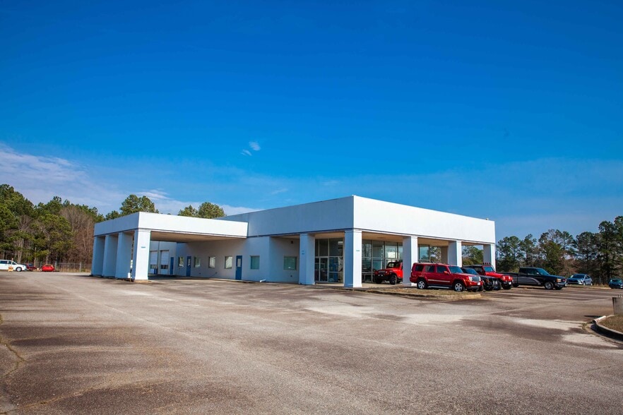 More Photos Of 2210 Washington Rd, Thomson Auto Dealership For Sale