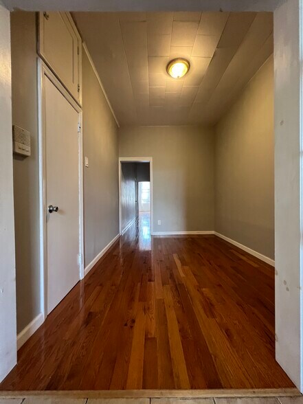 More Photos Of 349 Grove St, Brooklyn Apartments For Sale