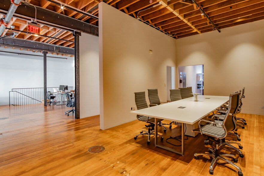 More Photos Of 646-654 N Spring St, Los Angeles Office For Sale