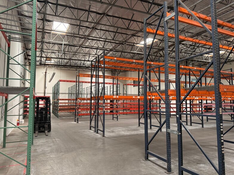 More Photos Of 709 E Cedar St, Ontario Warehouse For Lease